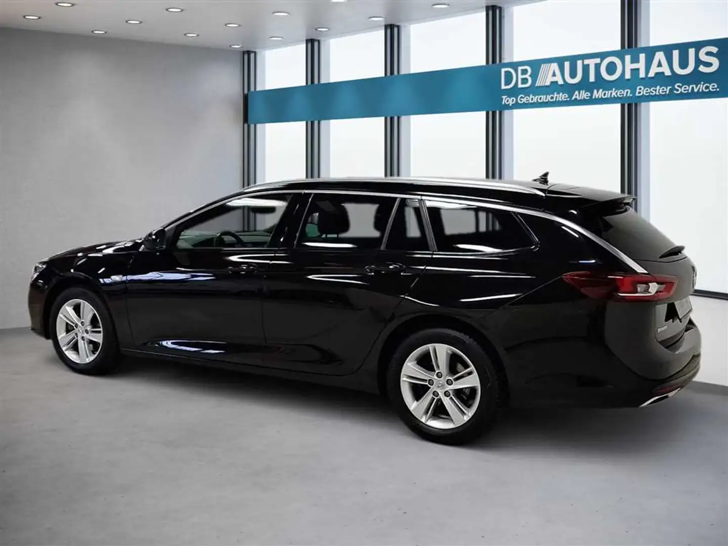 Vehicle image, number 6