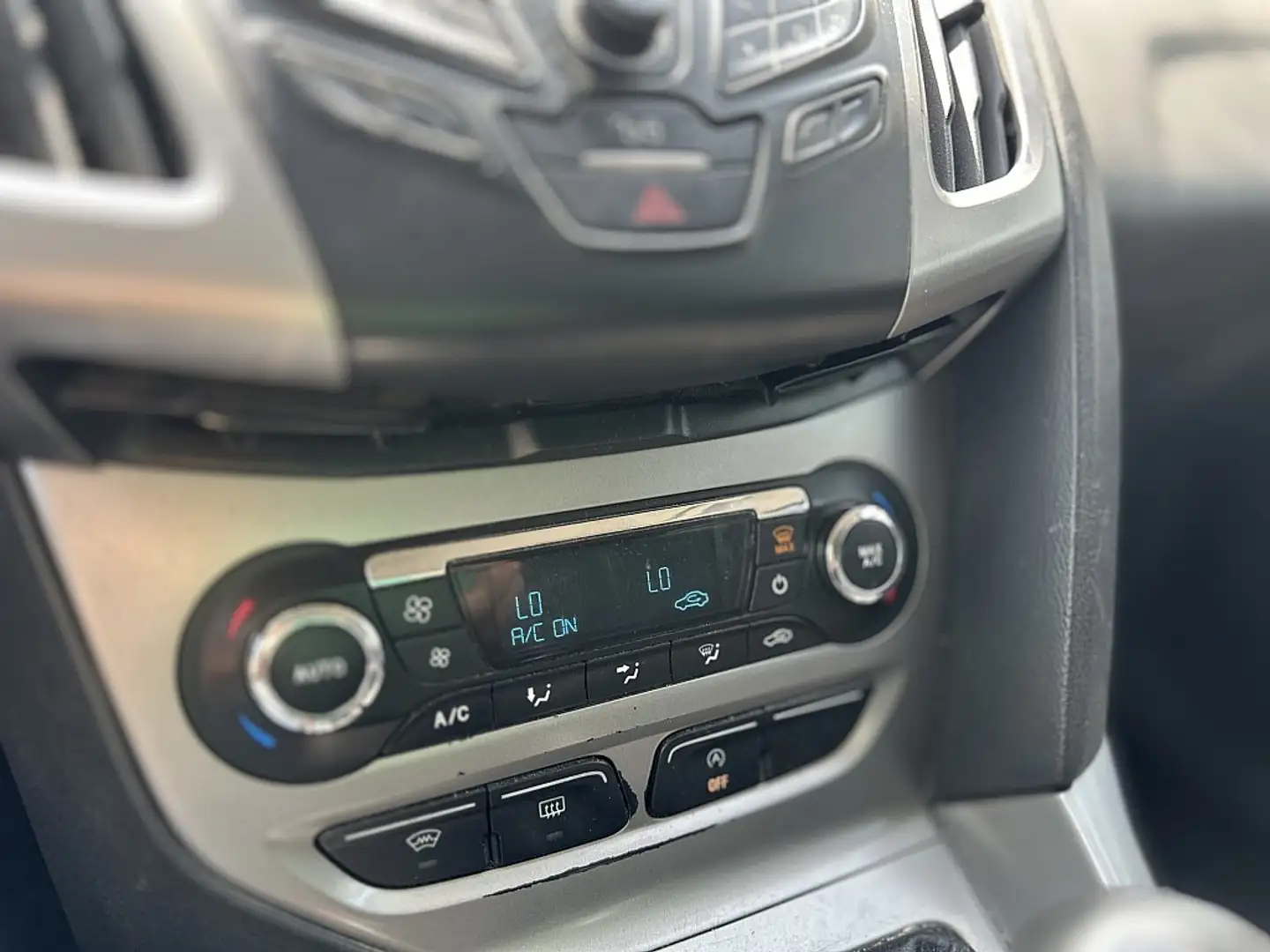 Vehicle image, number 7