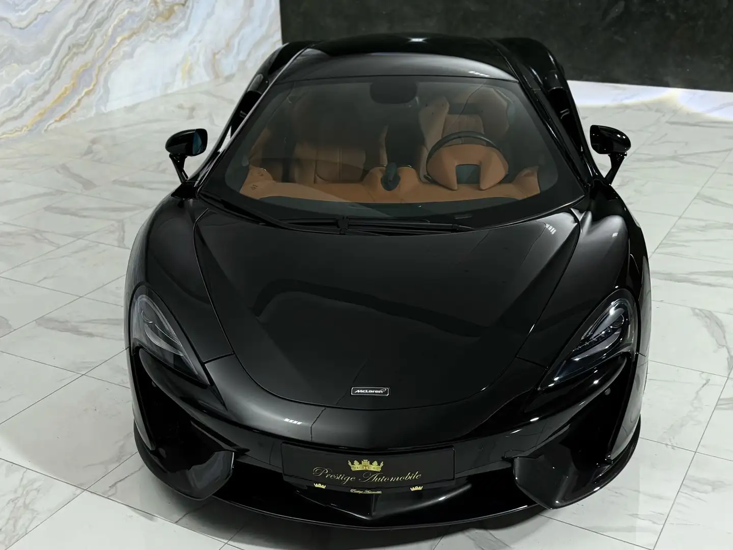Vehicle image, number 10