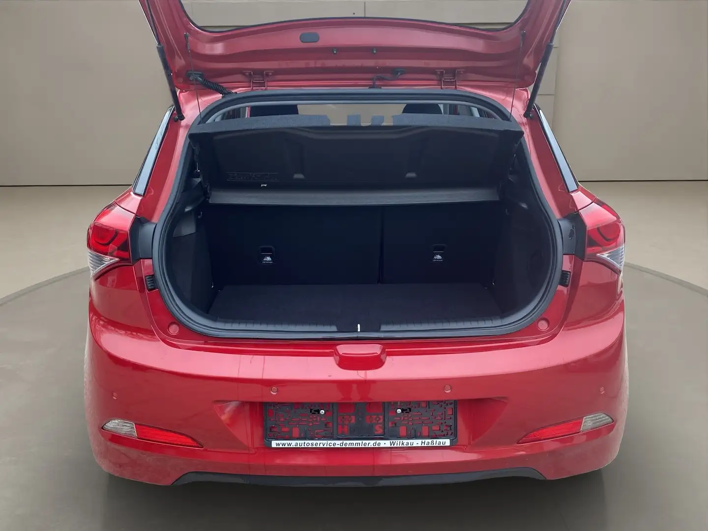 Vehicle image, number 17
