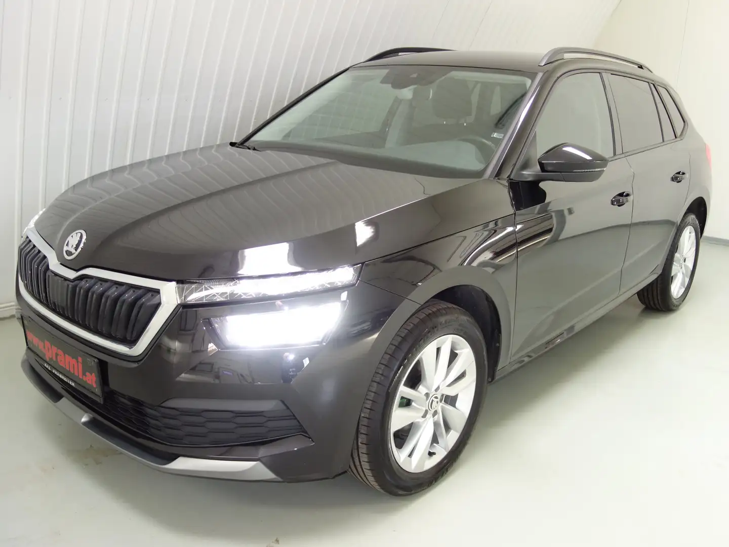 Vehicle image, number 1