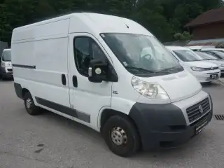 Vehicle image thumbnail, number 15