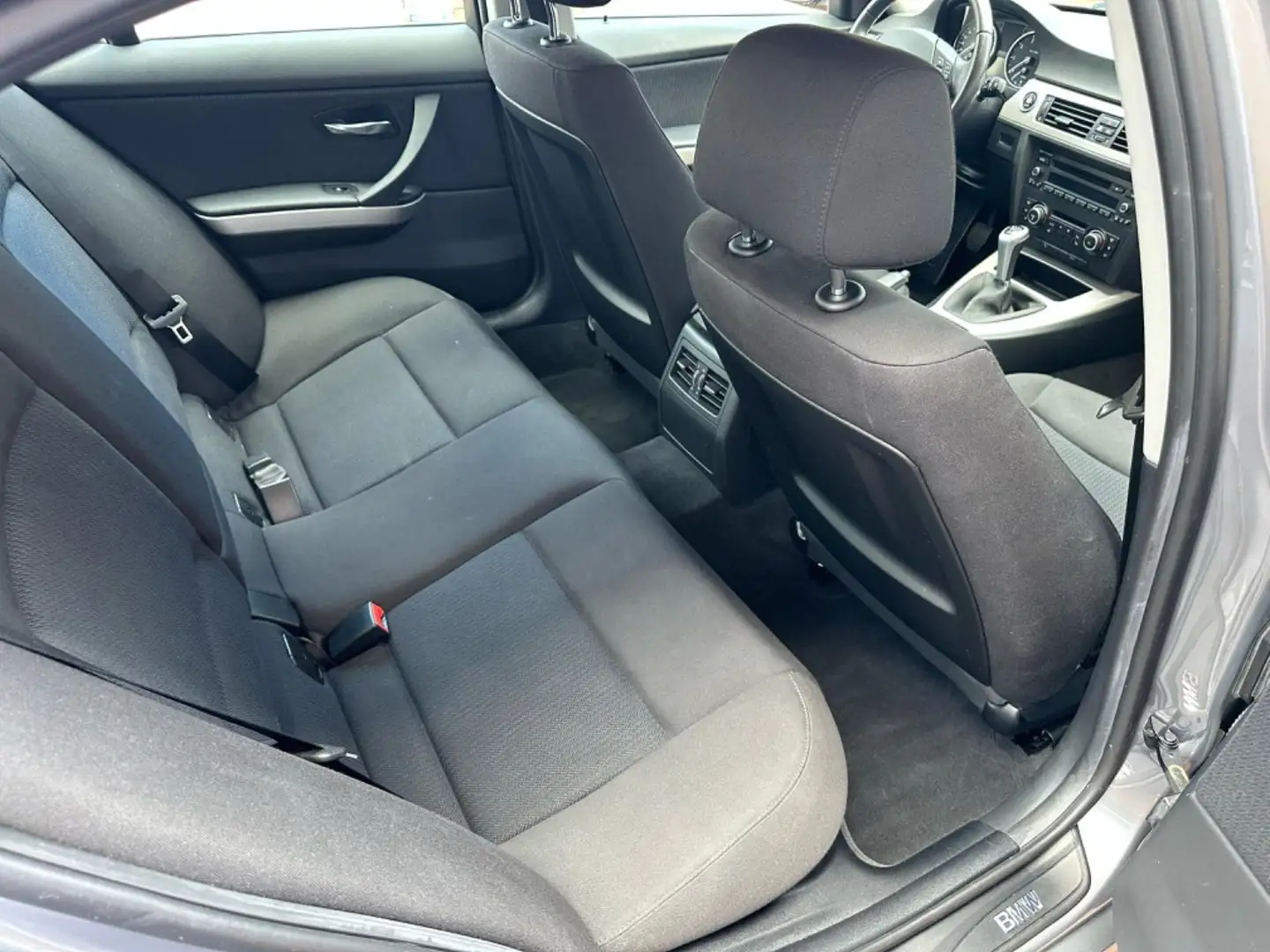 Vehicle image, number 20