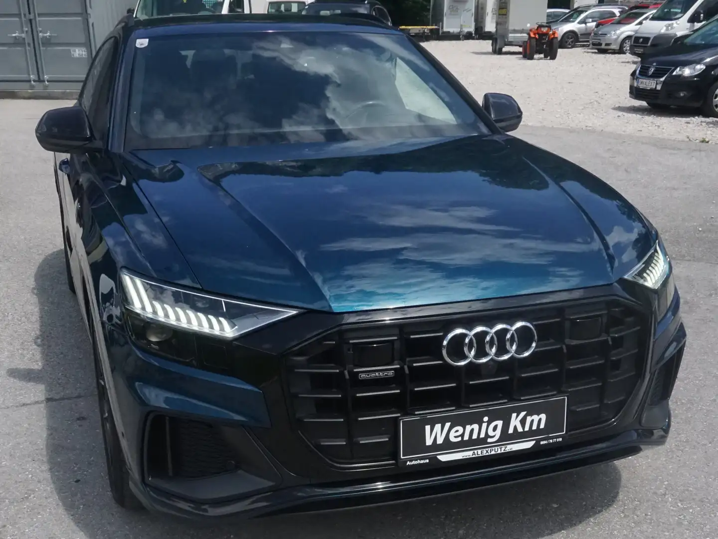 Vehicle image, number 12