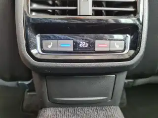 Vehicle image thumbnail, number 12
