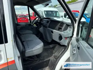Vehicle image thumbnail, number 9