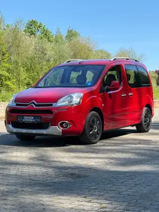Vehicle image thumbnail, number 1