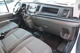 Vehicle image thumbnail, number 9