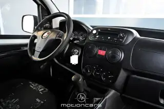 Vehicle image thumbnail, number 12
