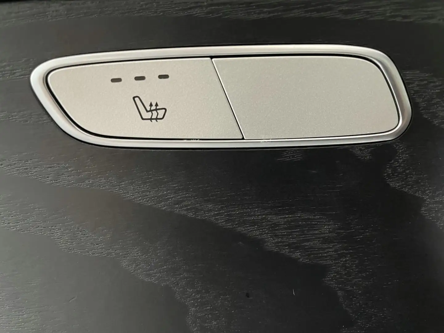 Vehicle image, number 19