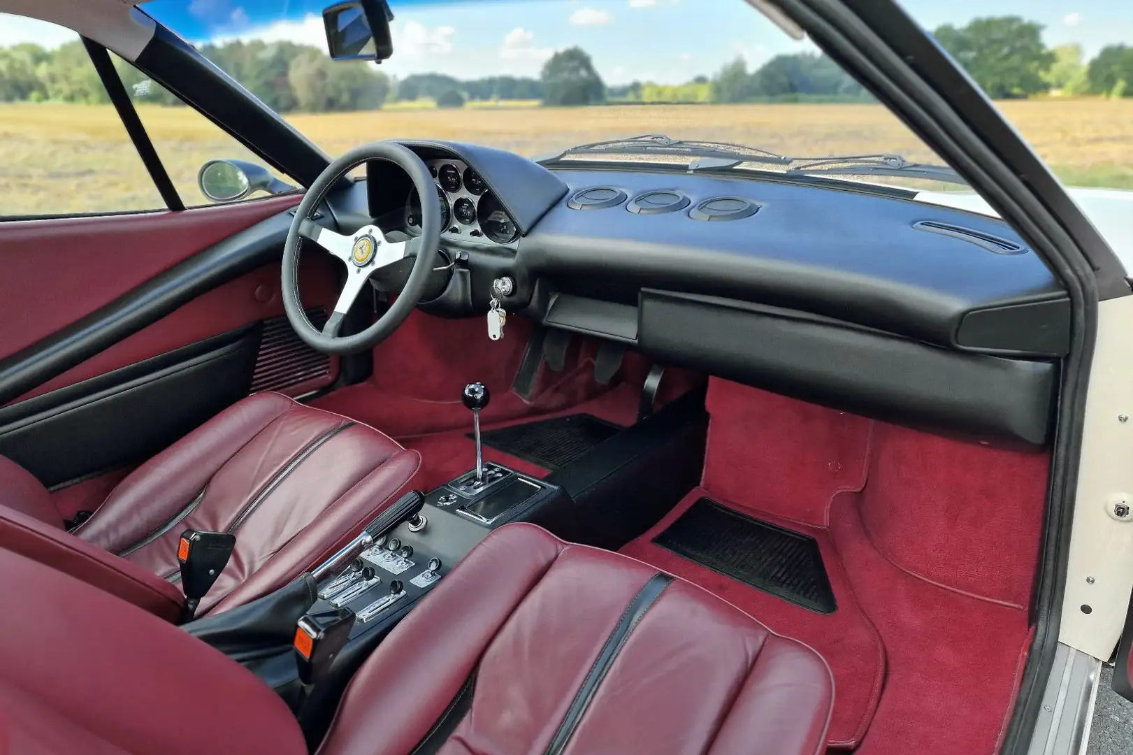 Vehicle image, number 9