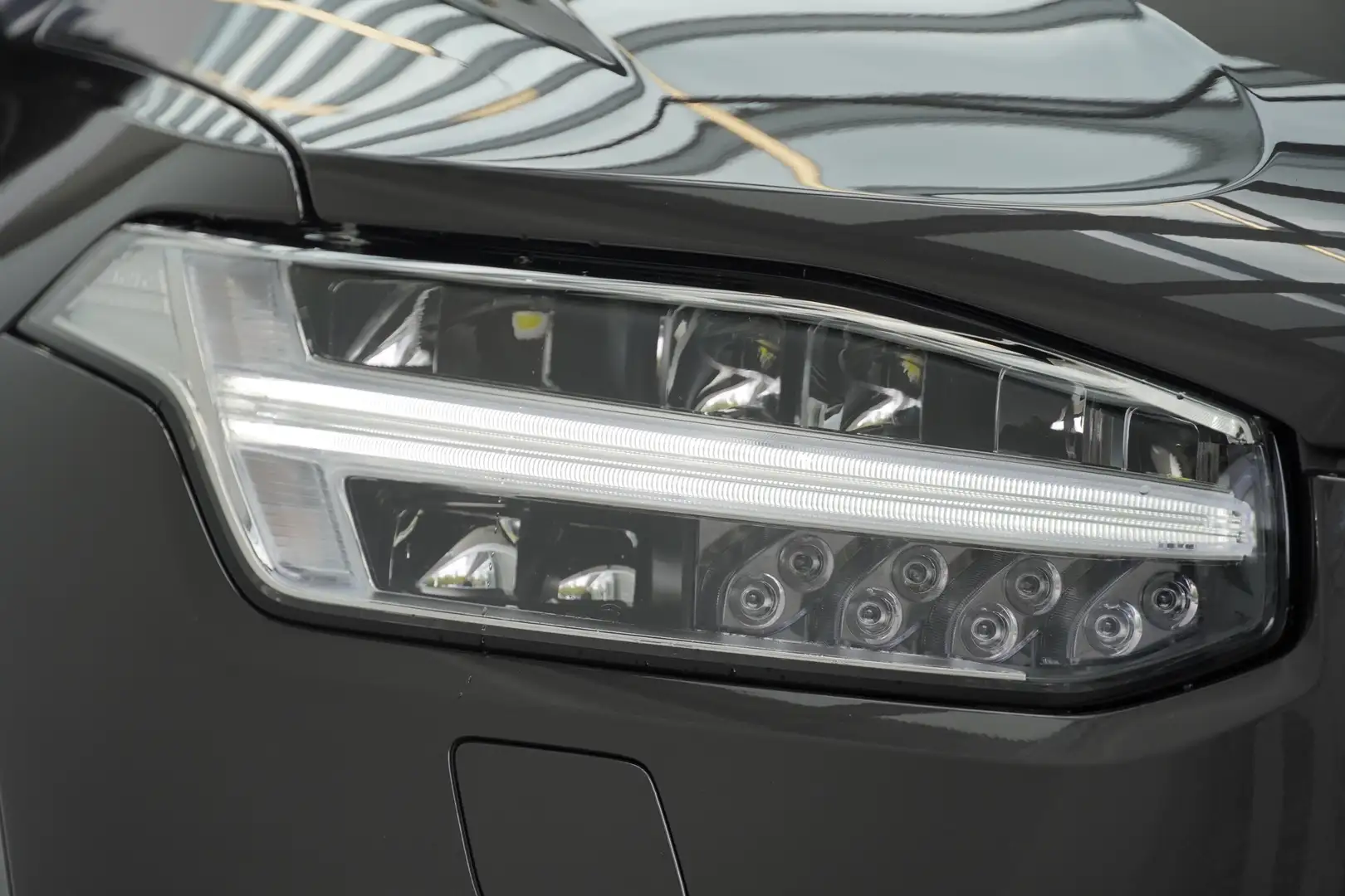 Vehicle image, number 5