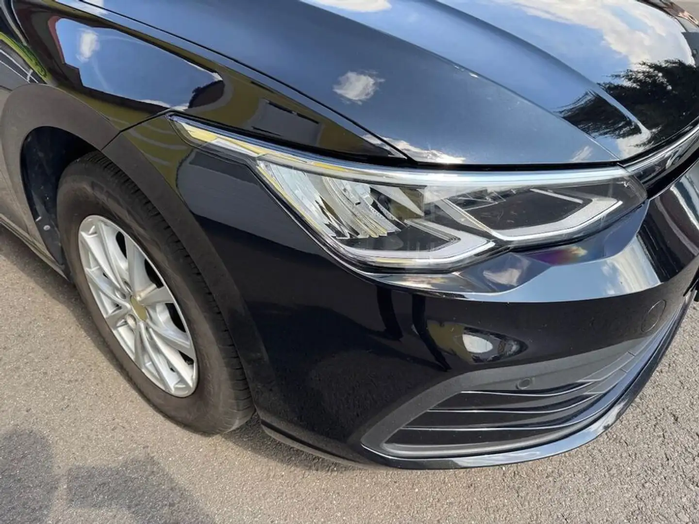 Vehicle image, number 17