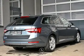 Vehicle image thumbnail, number 2
