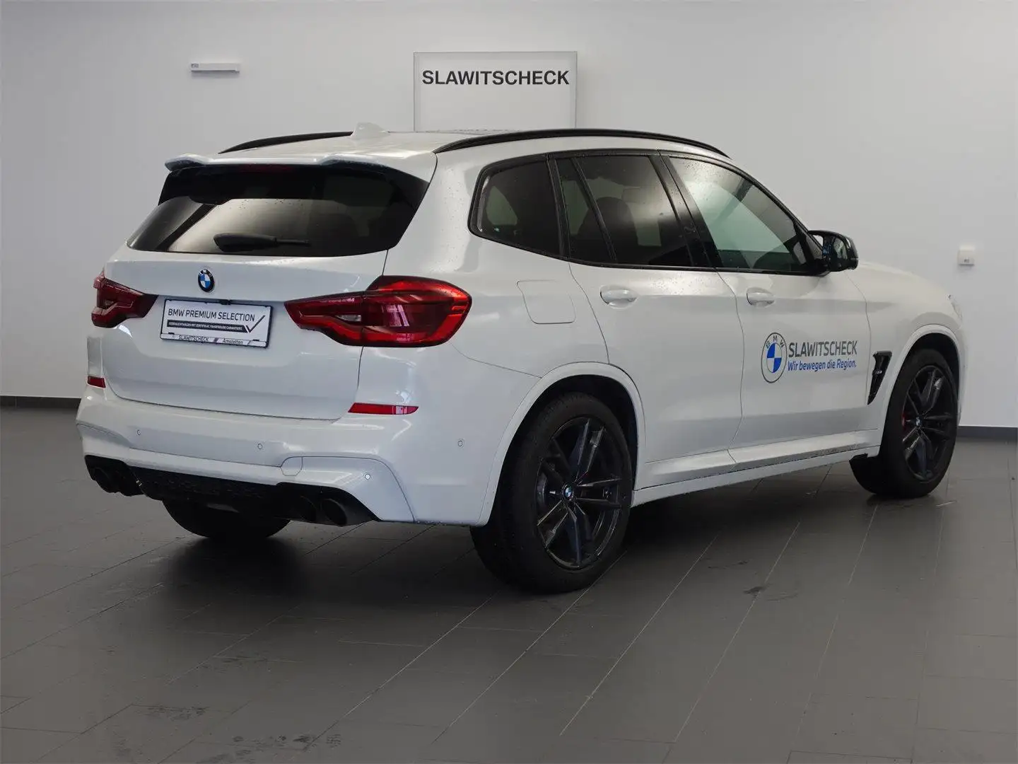 Vehicle image, number 4