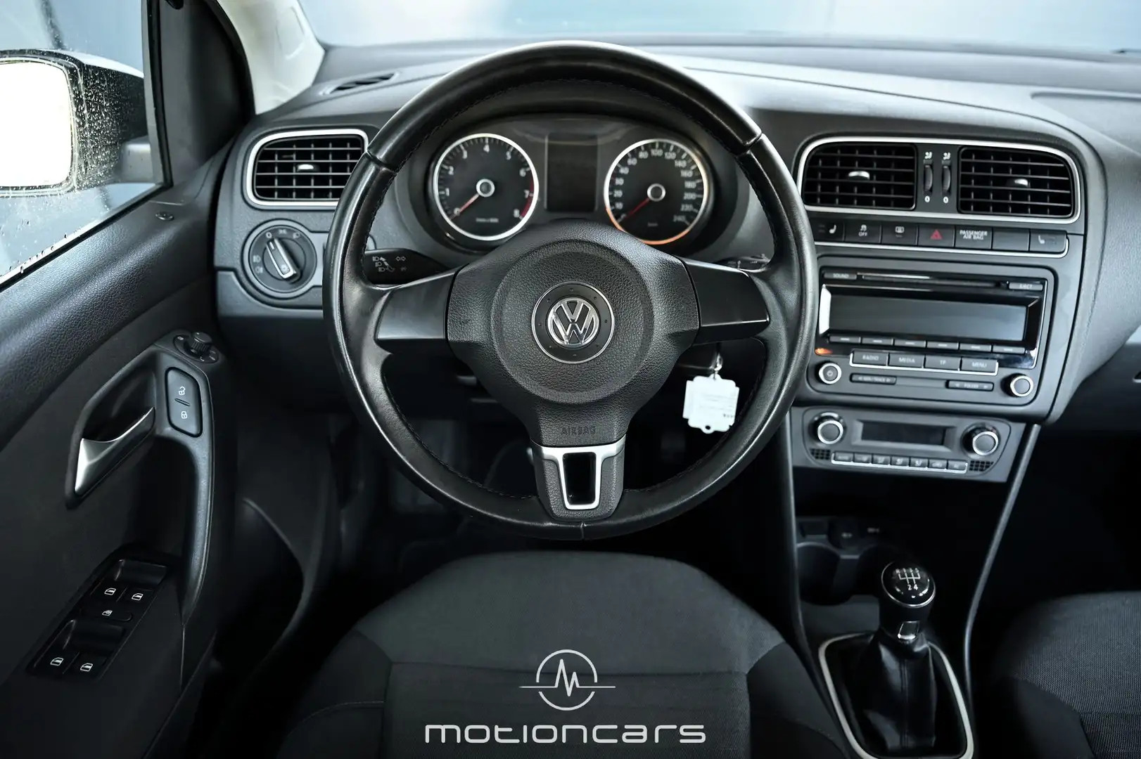 Vehicle image, number 9