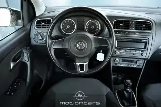 Vehicle image thumbnail, number 9