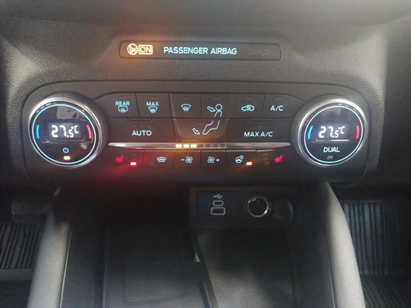 Vehicle image, number 13