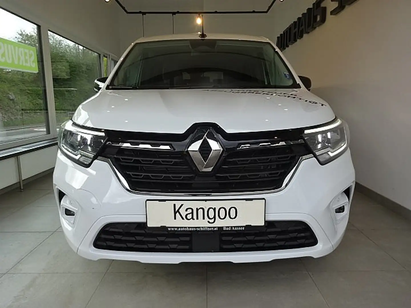 Vehicle image, number 3