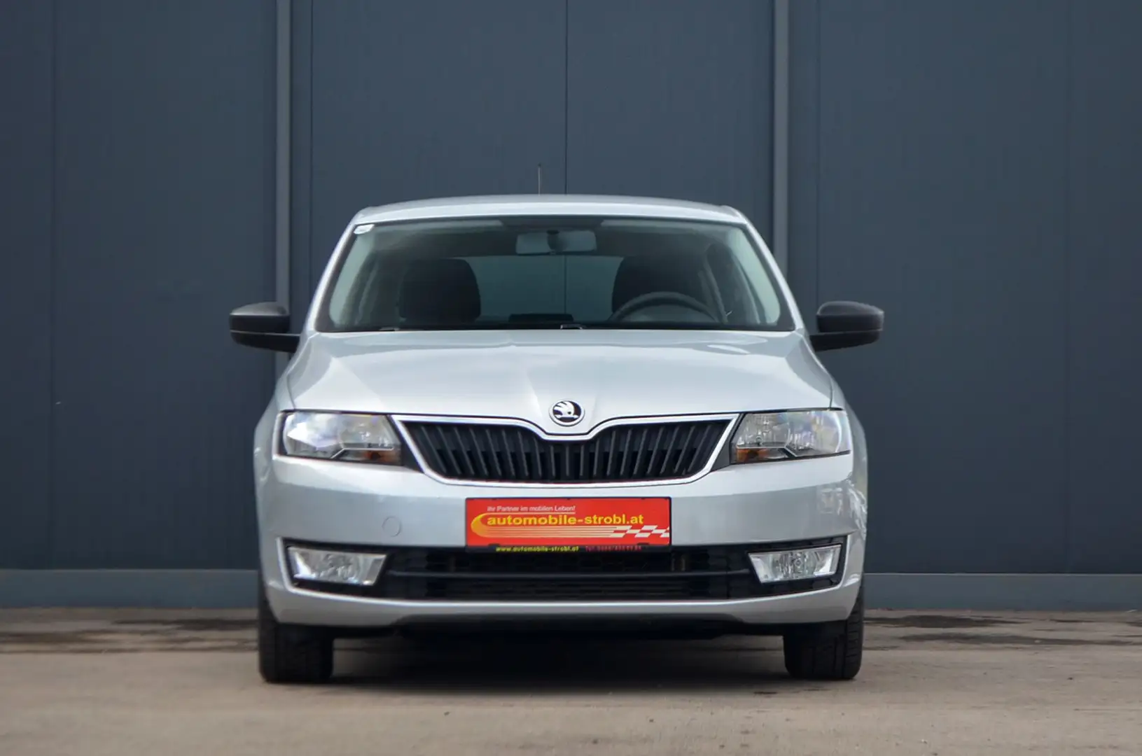 Vehicle image, number 2