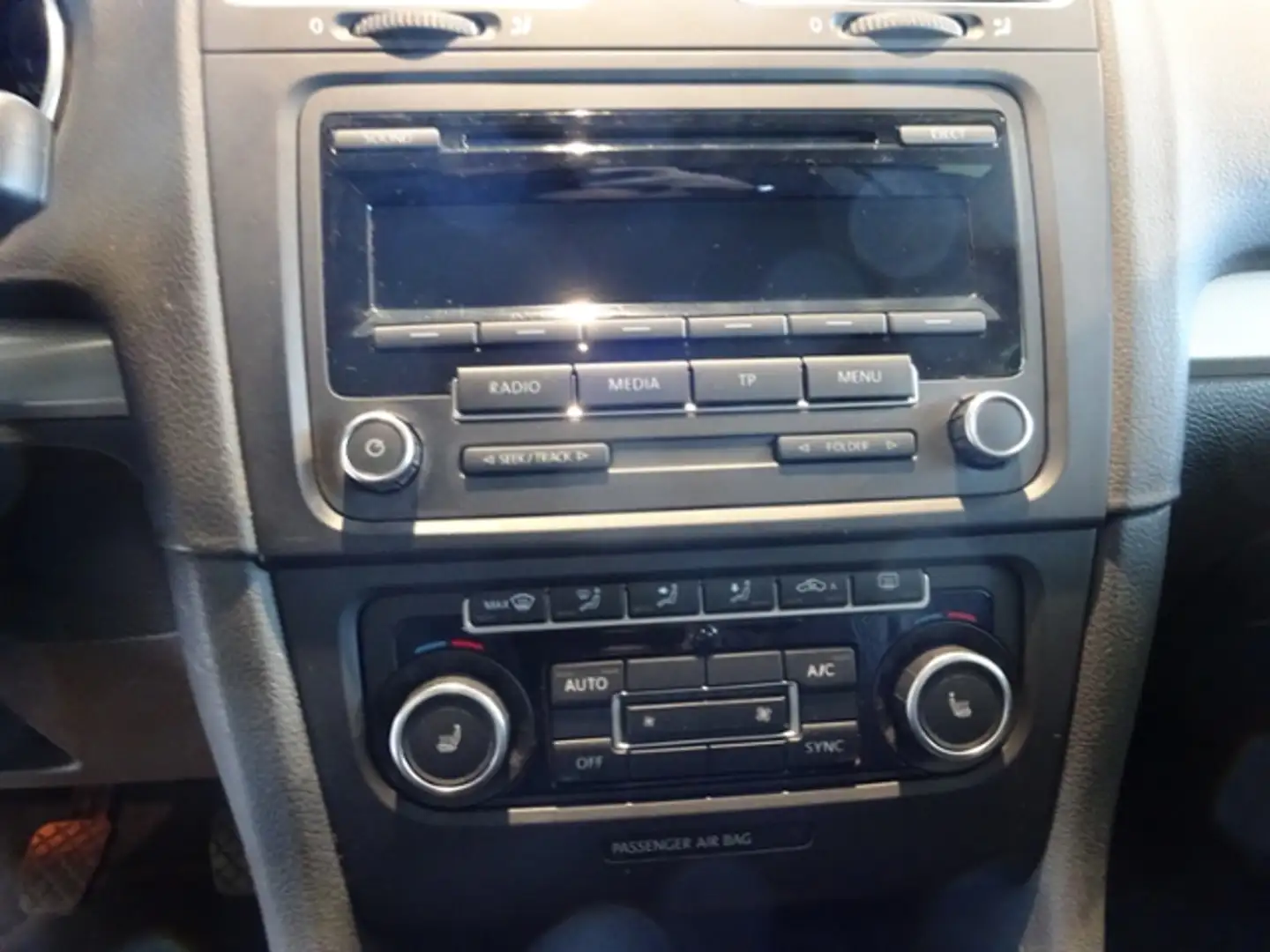Vehicle image, number 17