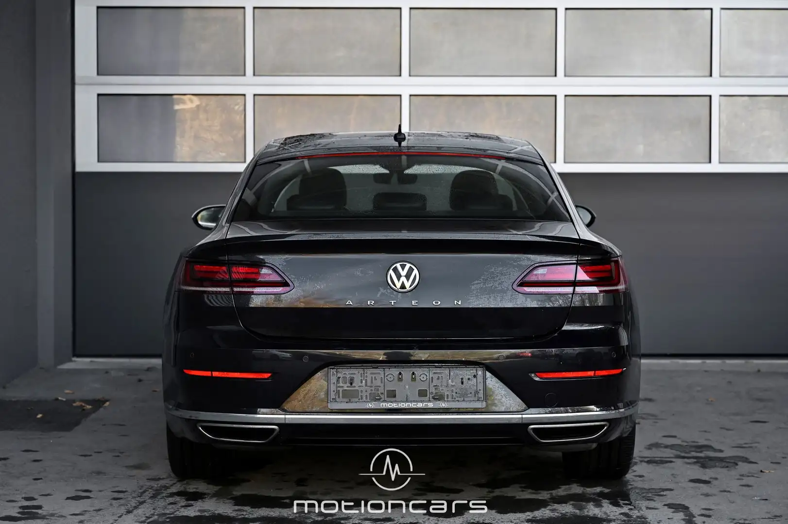 Vehicle image, number 4