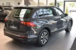 Vehicle image thumbnail, number 2