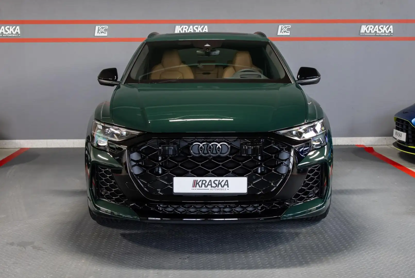 Vehicle image, number 3