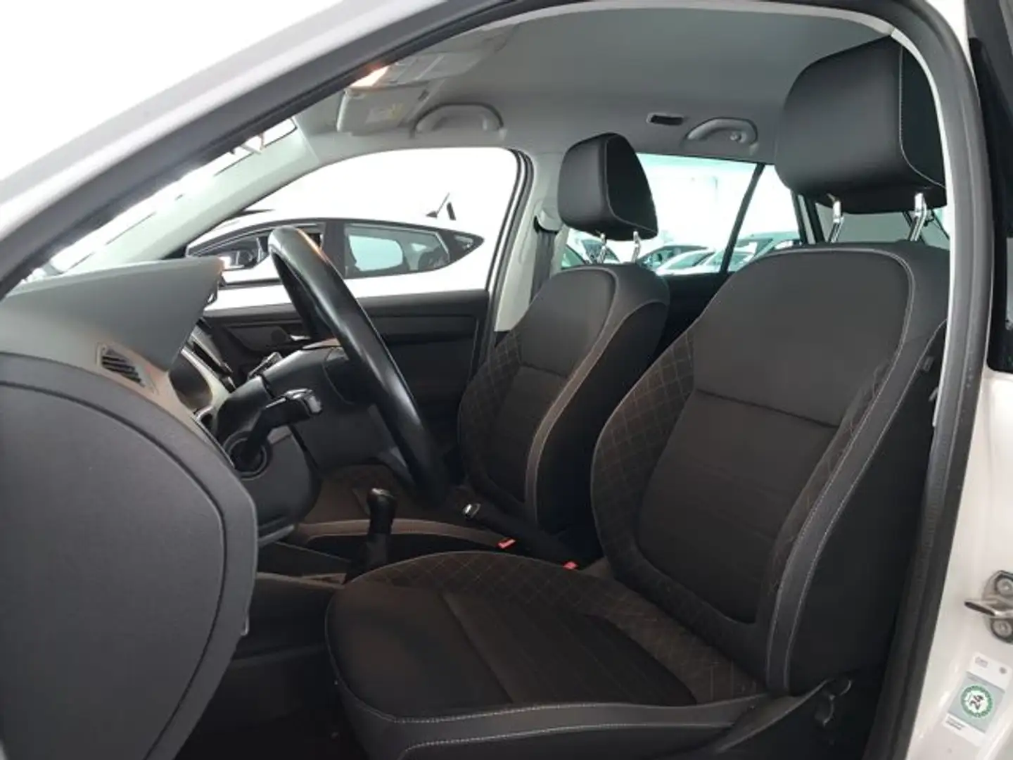 Vehicle image, number 7