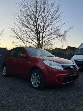 Vehicle image thumbnail, number 4