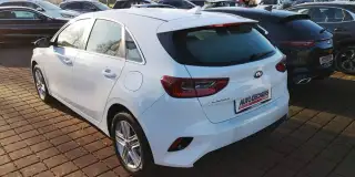 Vehicle image thumbnail, number 3