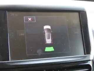 Vehicle image thumbnail, number 12