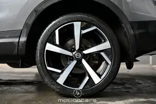 Vehicle image thumbnail, number 8