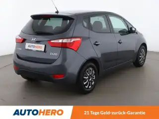 Vehicle image thumbnail, number 6