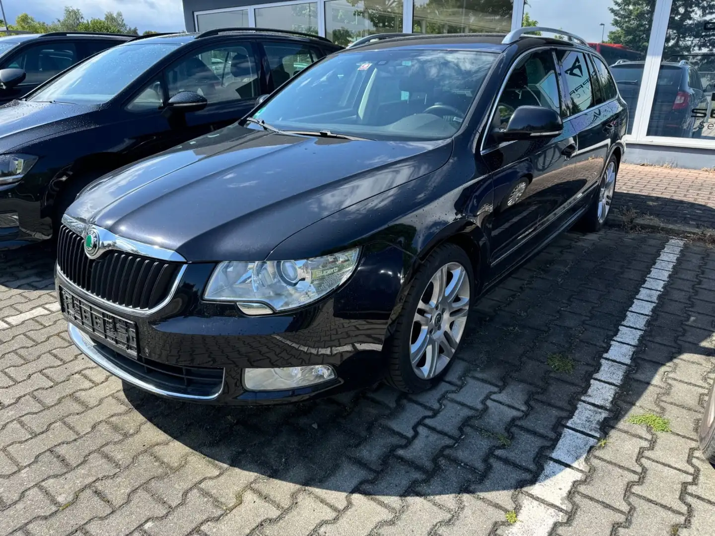 Vehicle image, number 2