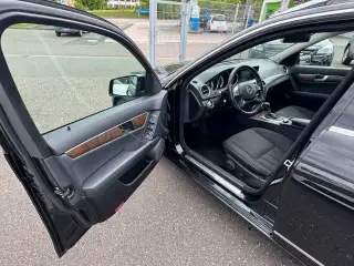 Vehicle image thumbnail, number 9