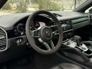 Vehicle image thumbnail, number 2