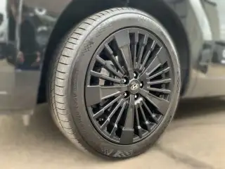 Vehicle image thumbnail, number 9