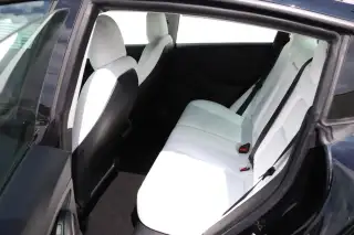 Vehicle image thumbnail, number 5