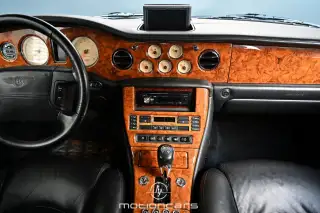 Vehicle image thumbnail, number 13