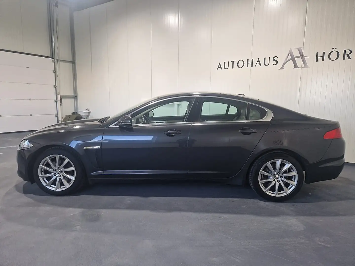 Vehicle image, number 5