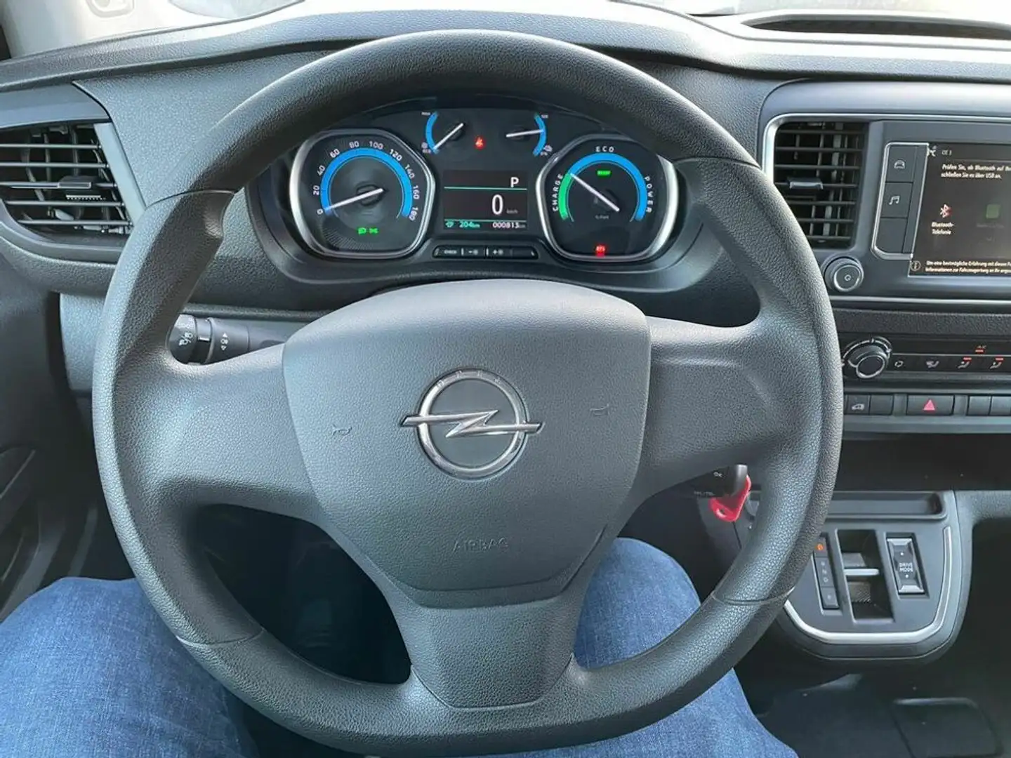Vehicle image, number 9
