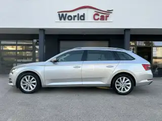 Vehicle image thumbnail, number 8