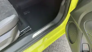 Vehicle image thumbnail, number 8