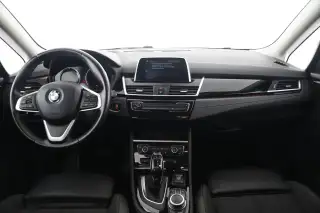 Vehicle image thumbnail, number 9