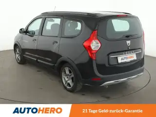 Vehicle image thumbnail, number 4