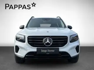 Vehicle image thumbnail, number 4
