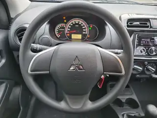 Vehicle image thumbnail, number 12