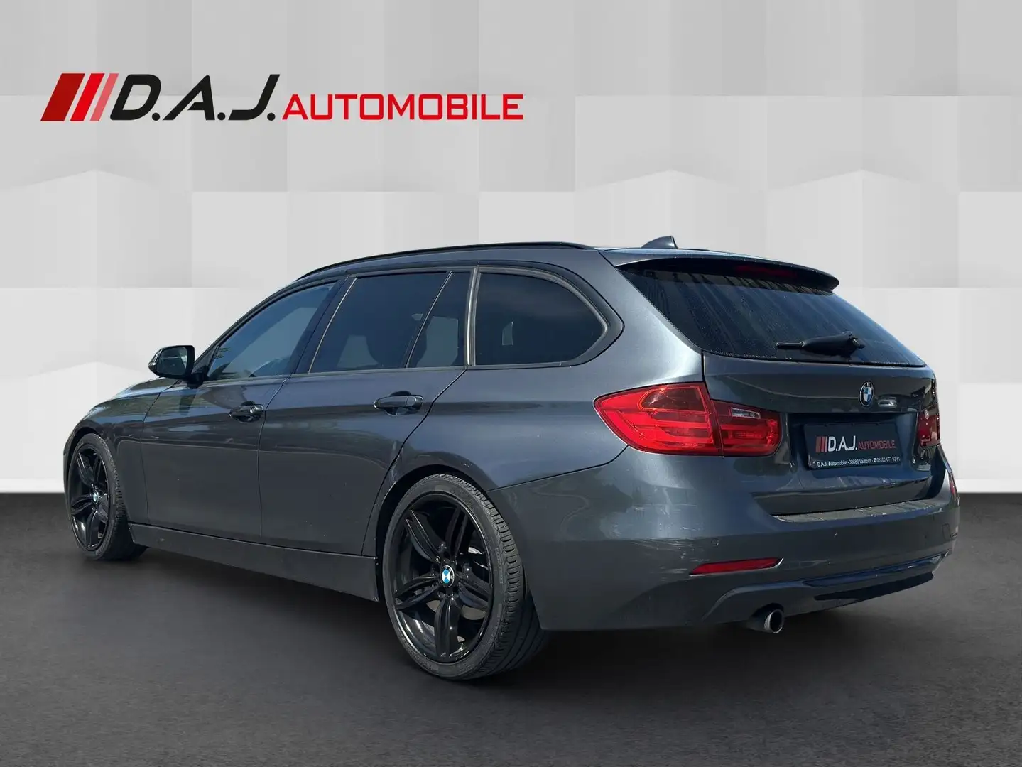 Vehicle image, number 3