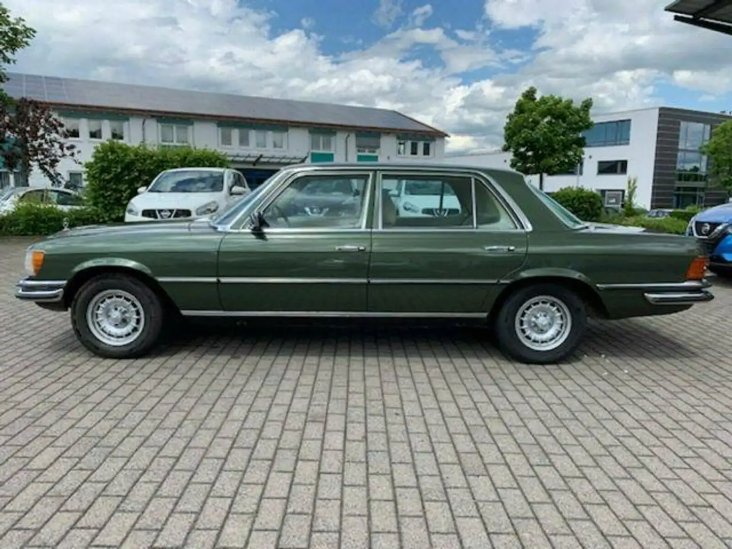 Vehicle image, number 7